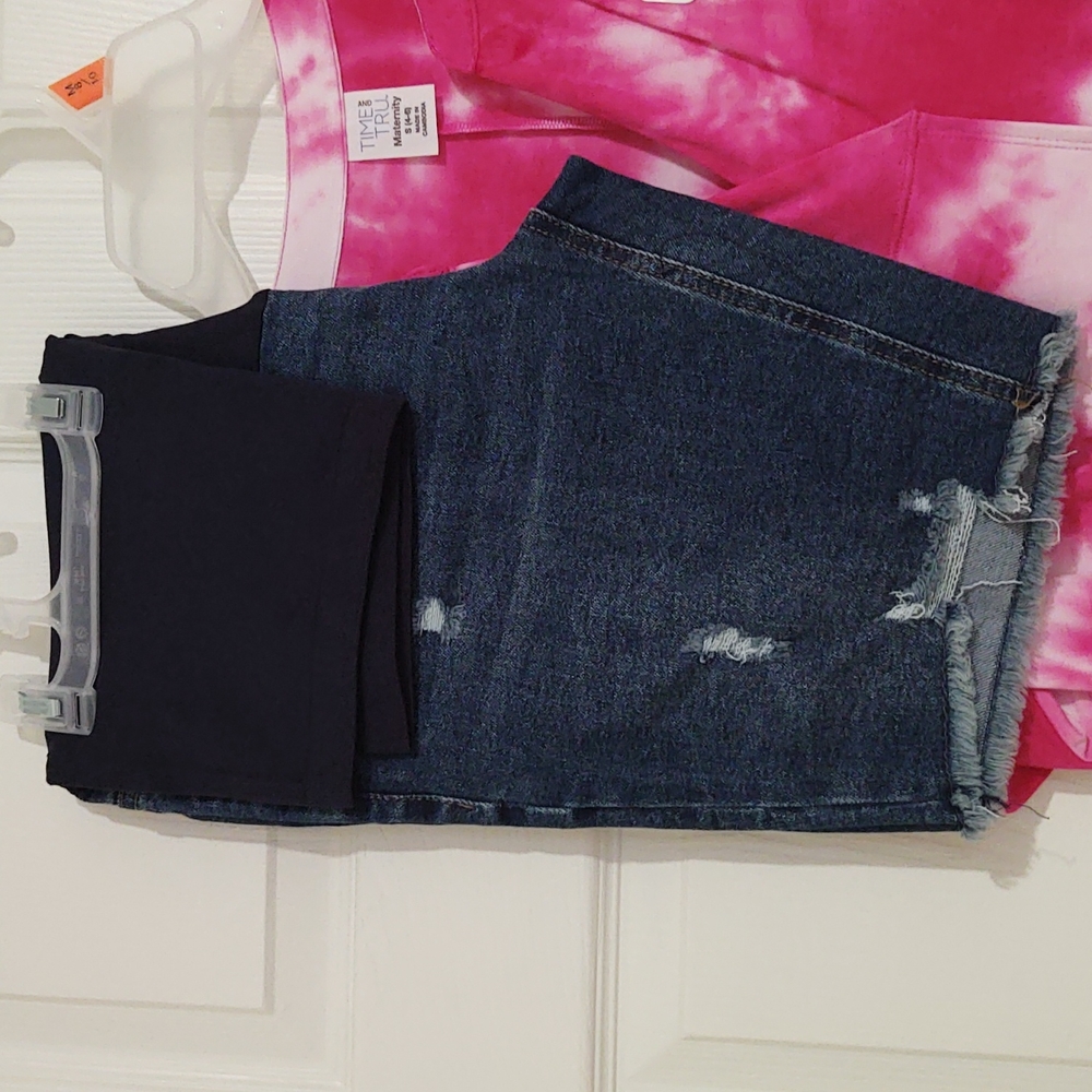 S/CH 4-6 | Maternity Blouse & Shorts - Picture 6 of 7